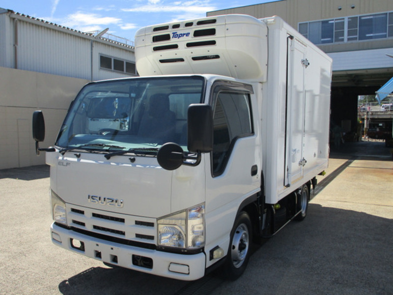 ISUZU　ELF