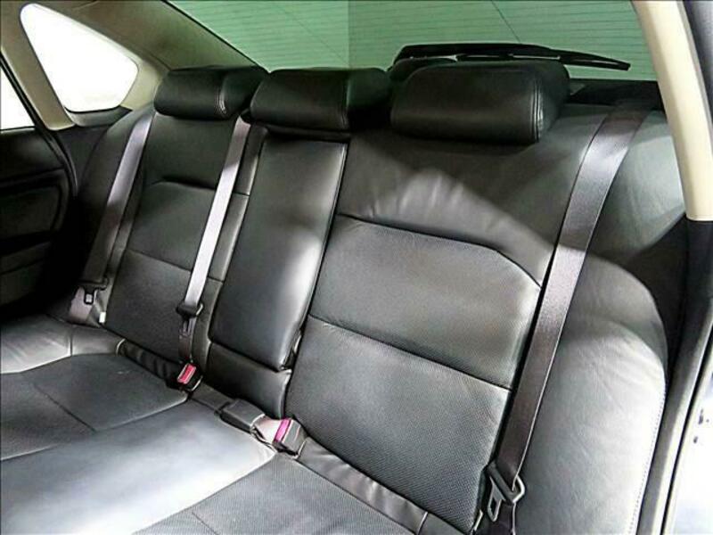 LEGACY B4