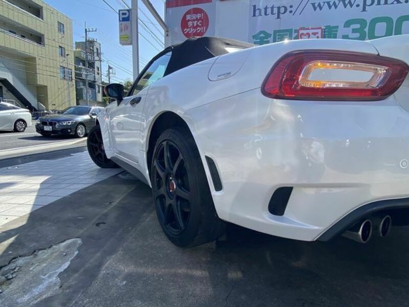 ABARTH 124 SPIDER