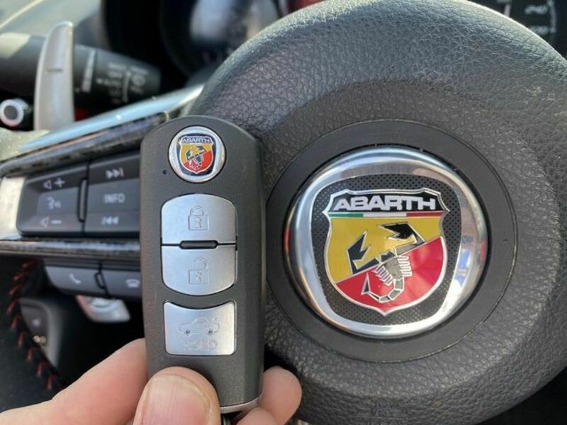 ABARTH 124 SPIDER