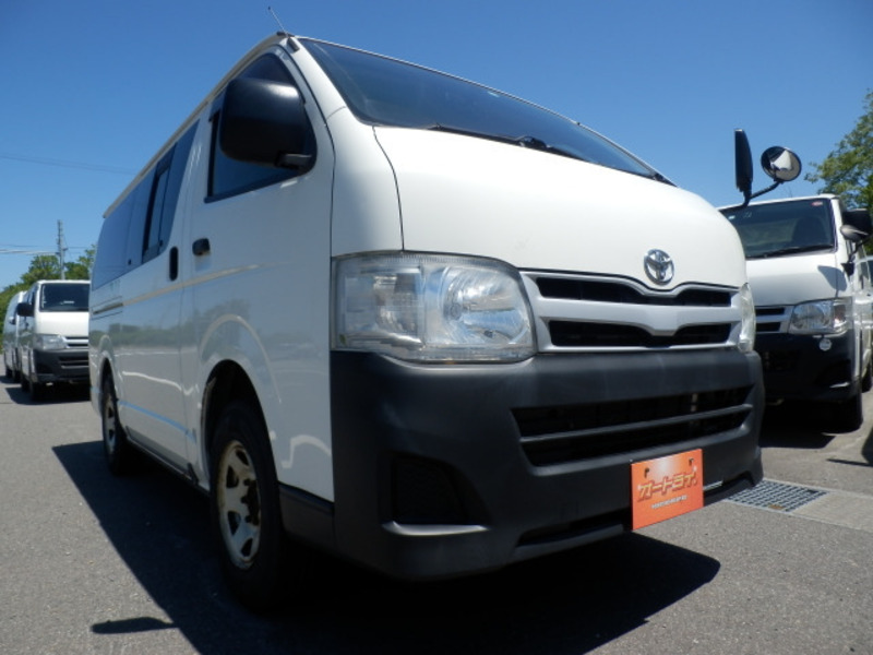 HIACE VAN-10