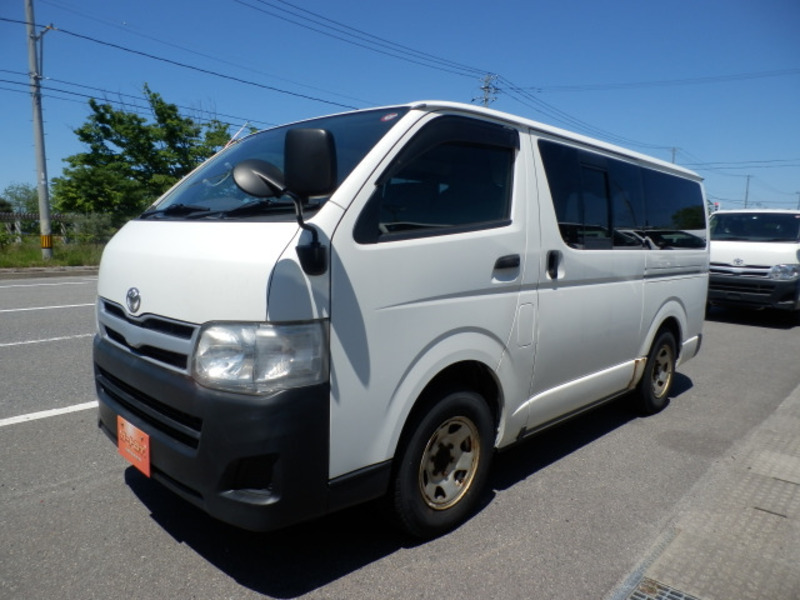 HIACE VAN-12