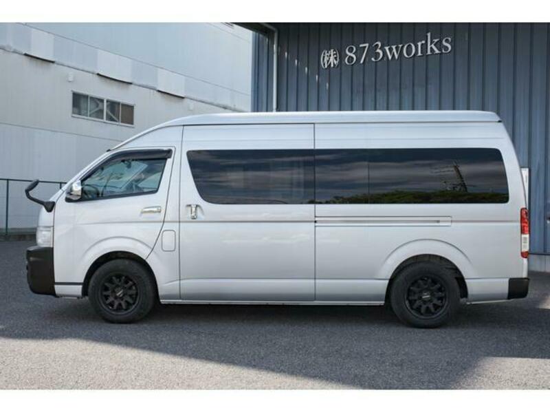 HIACE VAN-4