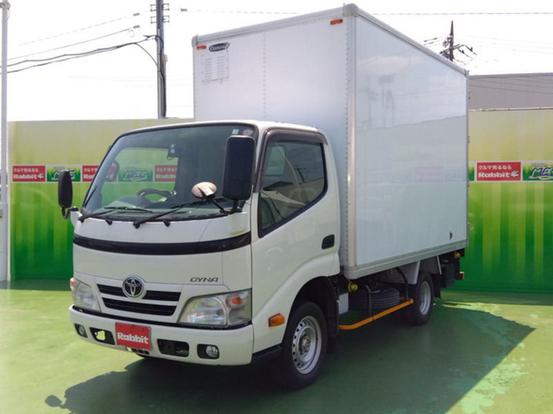 TOYOTA　DYNA