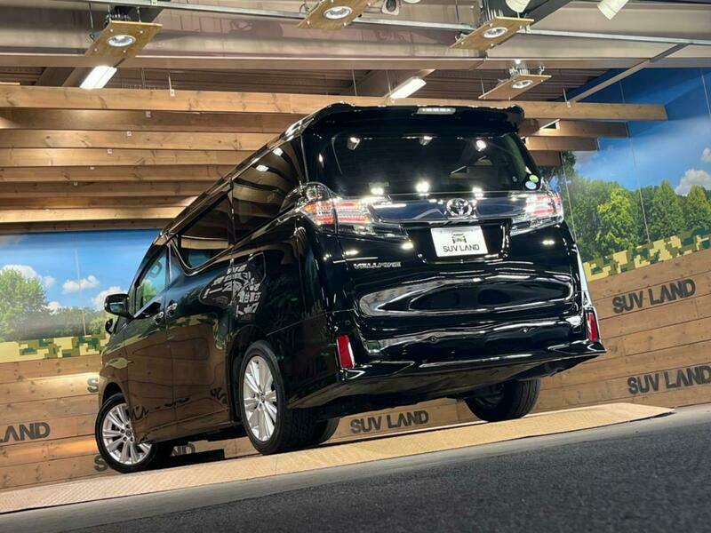 VELLFIRE-11