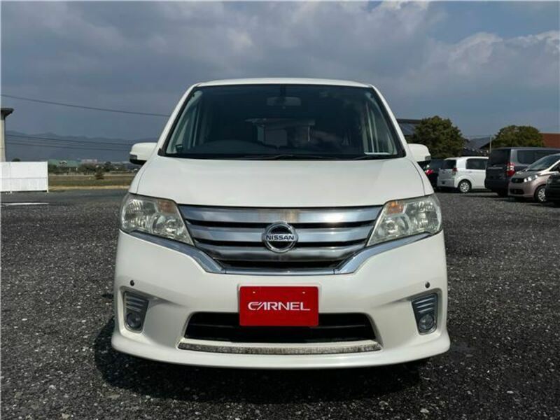 NISSAN　SERENA