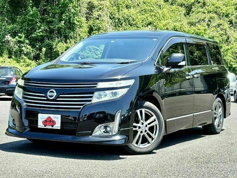 NISSAN　ELGRAND