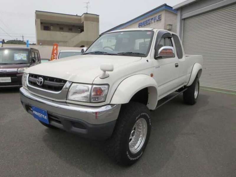 HILUX