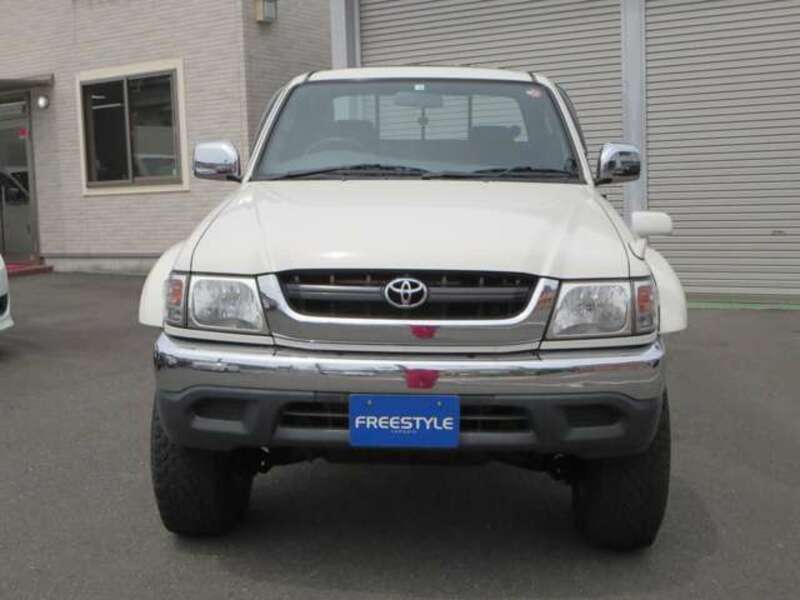 HILUX