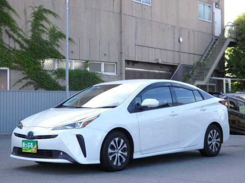 PRIUS-8