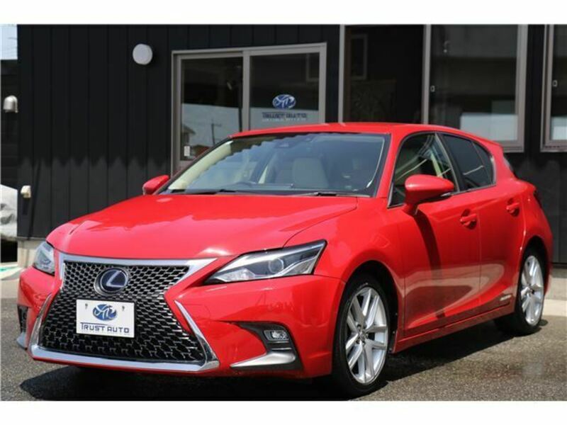 LEXUS　CT