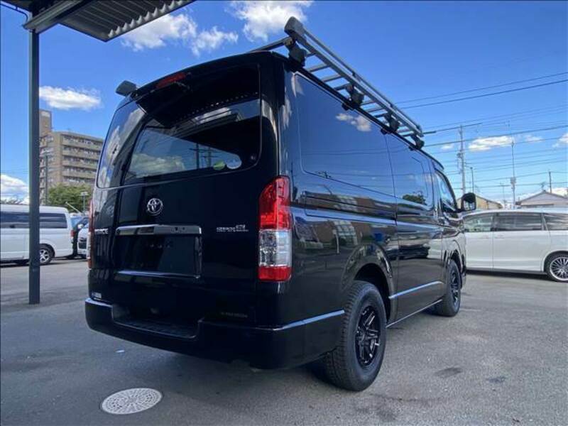 HIACE VAN-14