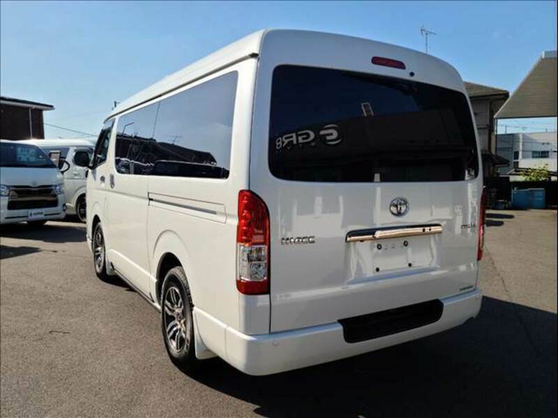 HIACE VAN-15