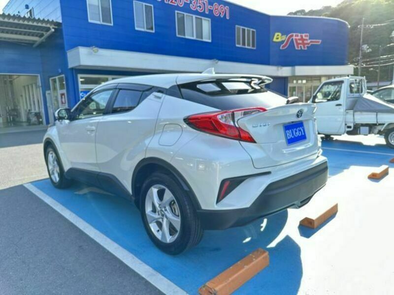 C-HR-6