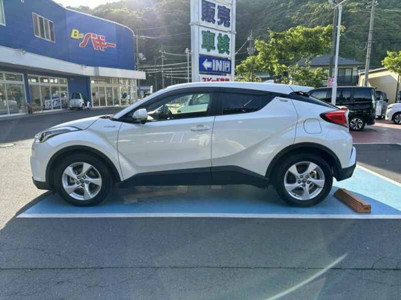 C-HR-7