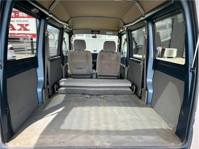 MINICAB VAN-16