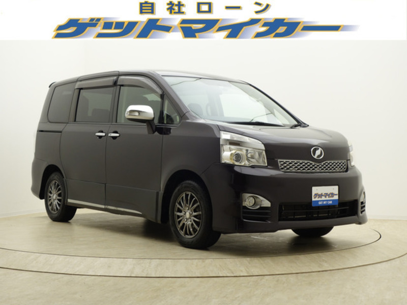 TOYOTA　VOXY