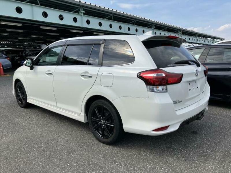 COROLLA FIELDER