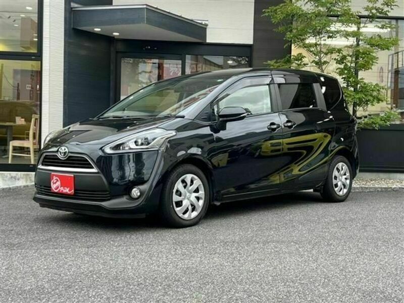 TOYOTA　SIENTA