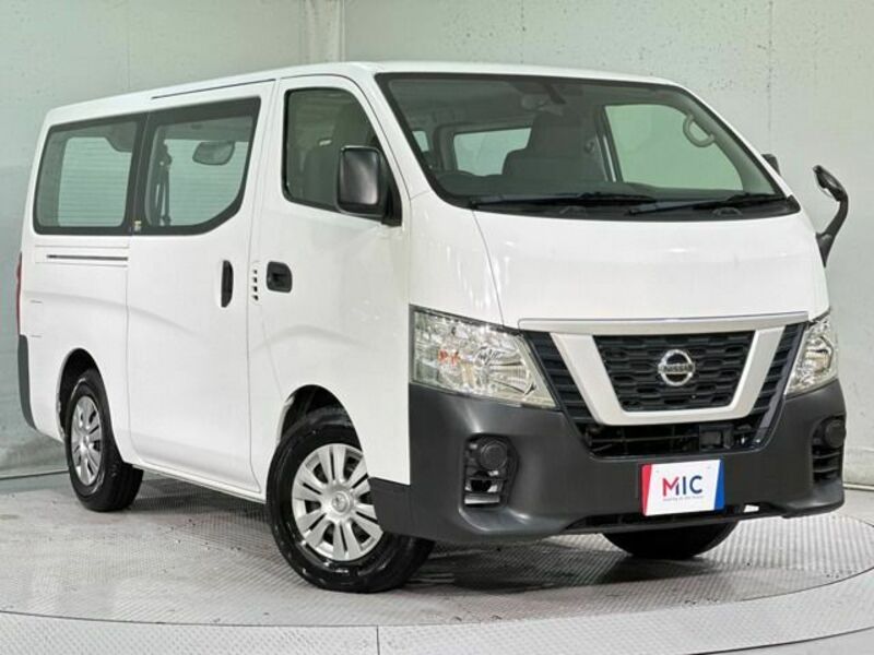 NISSAN　NV350 CARAVAN