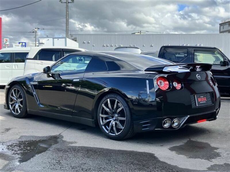 GT-R-4