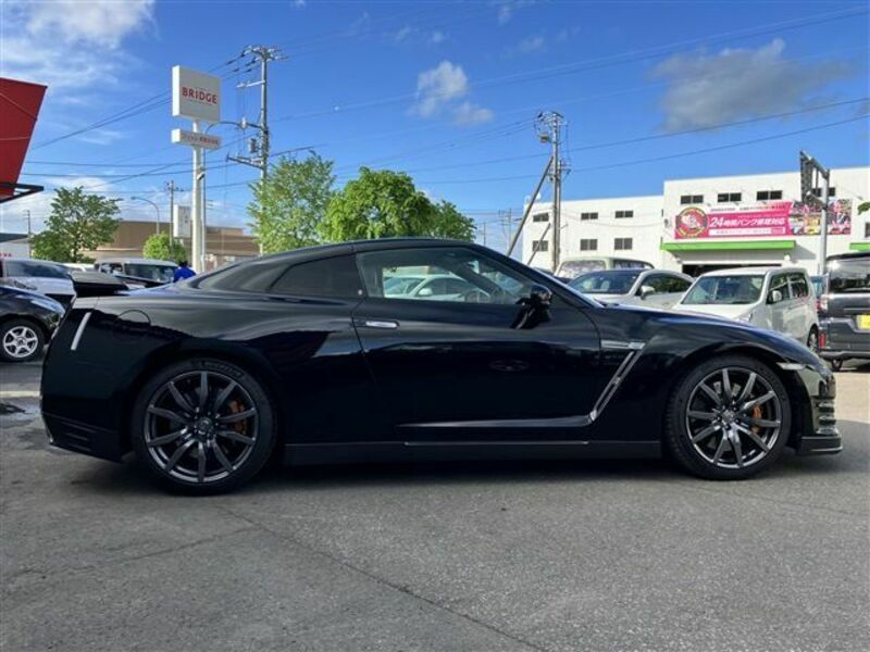 GT-R-7