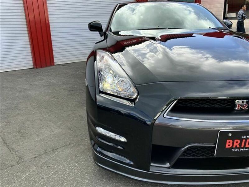 GT-R-11