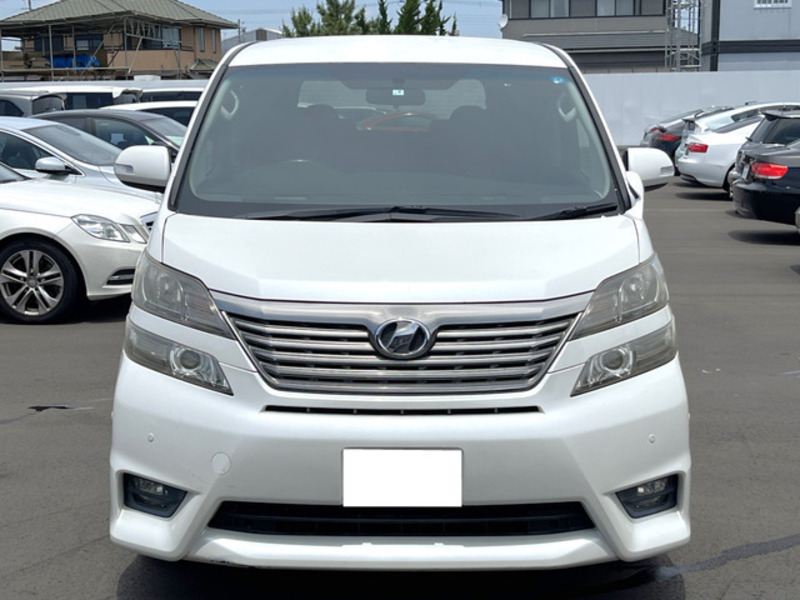 VELLFIRE-11