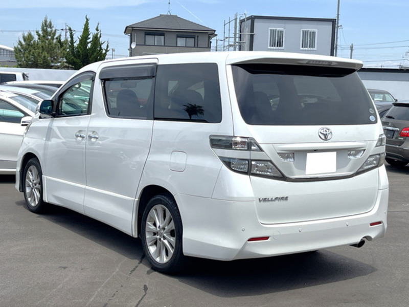 VELLFIRE-3