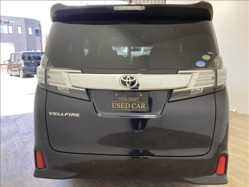 VELLFIRE-3