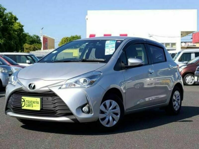 TOYOTA　VITZ