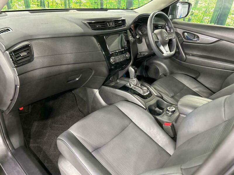 X-TRAIL-5