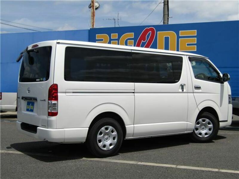 HIACE VAN-37