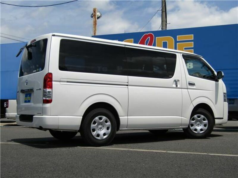 HIACE VAN-38