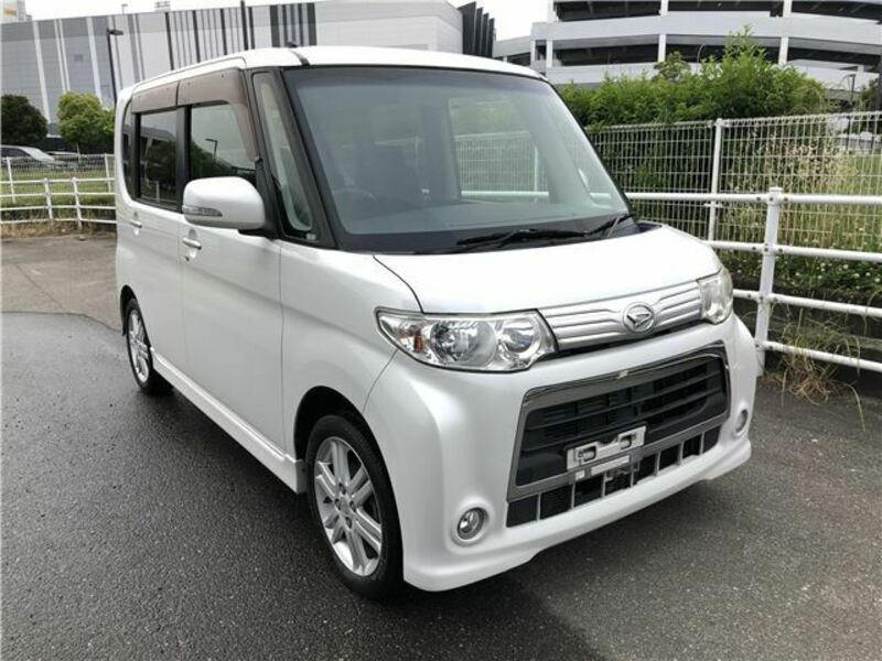 DAIHATSU　TANTO