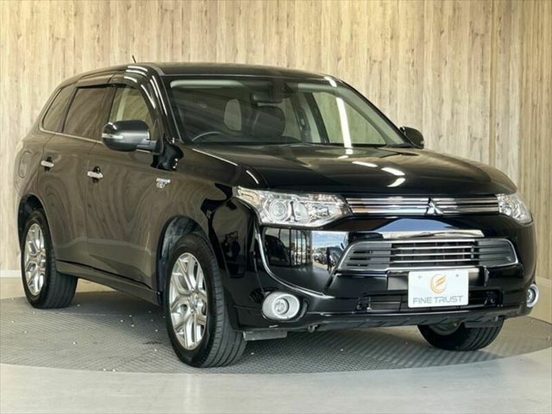 OUTLANDER PHEV-2