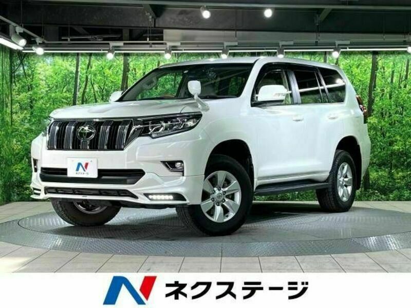 TOYOTA　LAND CRUISER PRADO