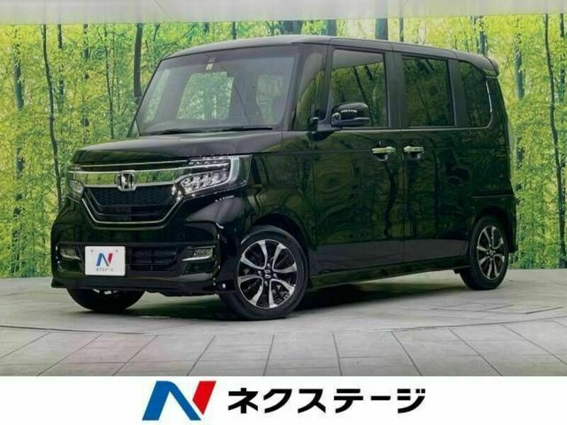 HONDA　N BOX CUSTOM