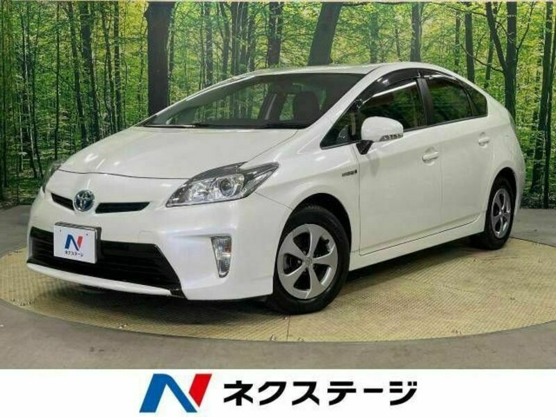 TOYOTA　PRIUS