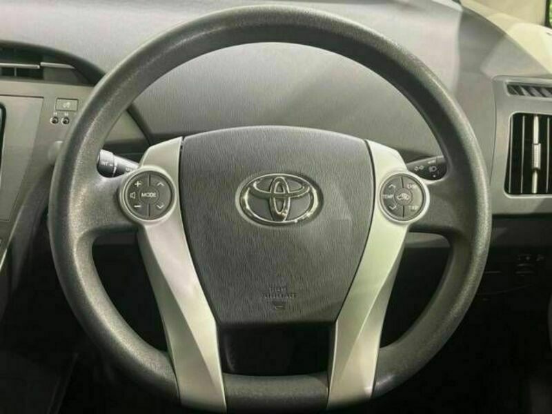 PRIUS-10