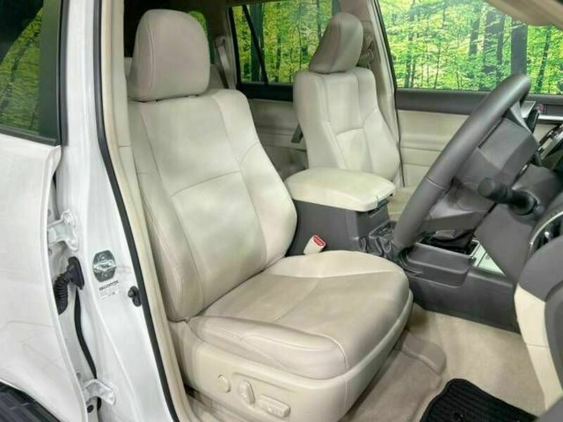 LAND CRUISER PRADO-7