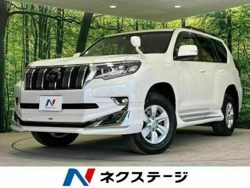 TOYOTA　LAND CRUISER PRADO