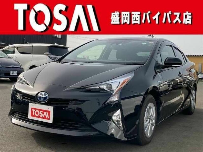 TOYOTA　PRIUS