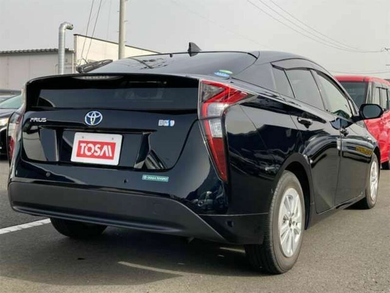 PRIUS-7