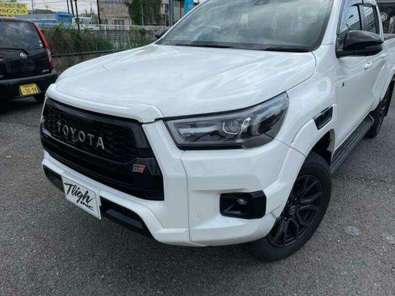 HILUX-3