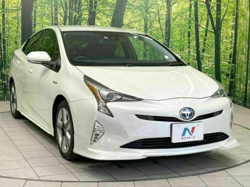 PRIUS-16