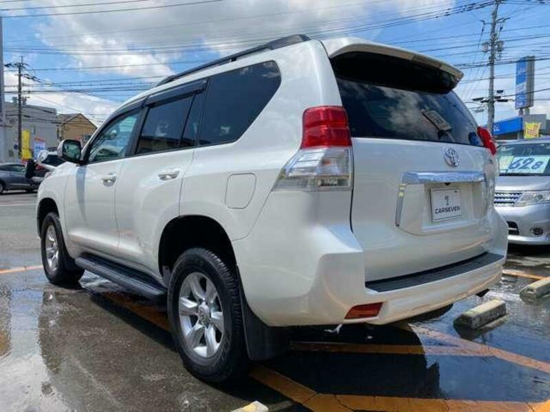 LAND CRUISER PRADO-3