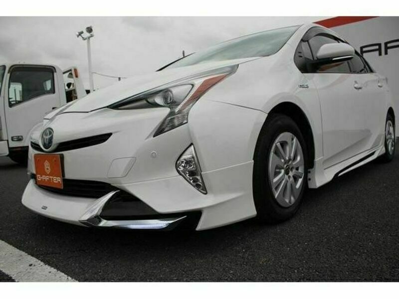 PRIUS-9