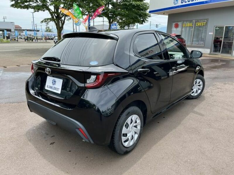 YARIS-4