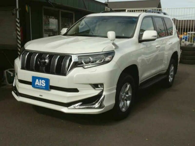 TOYOTA　LAND CRUISER PRADO